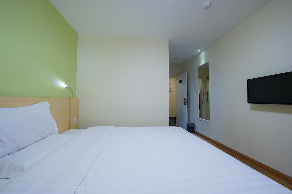 7Days Inn Beijing Liujiayao Station Exterior foto