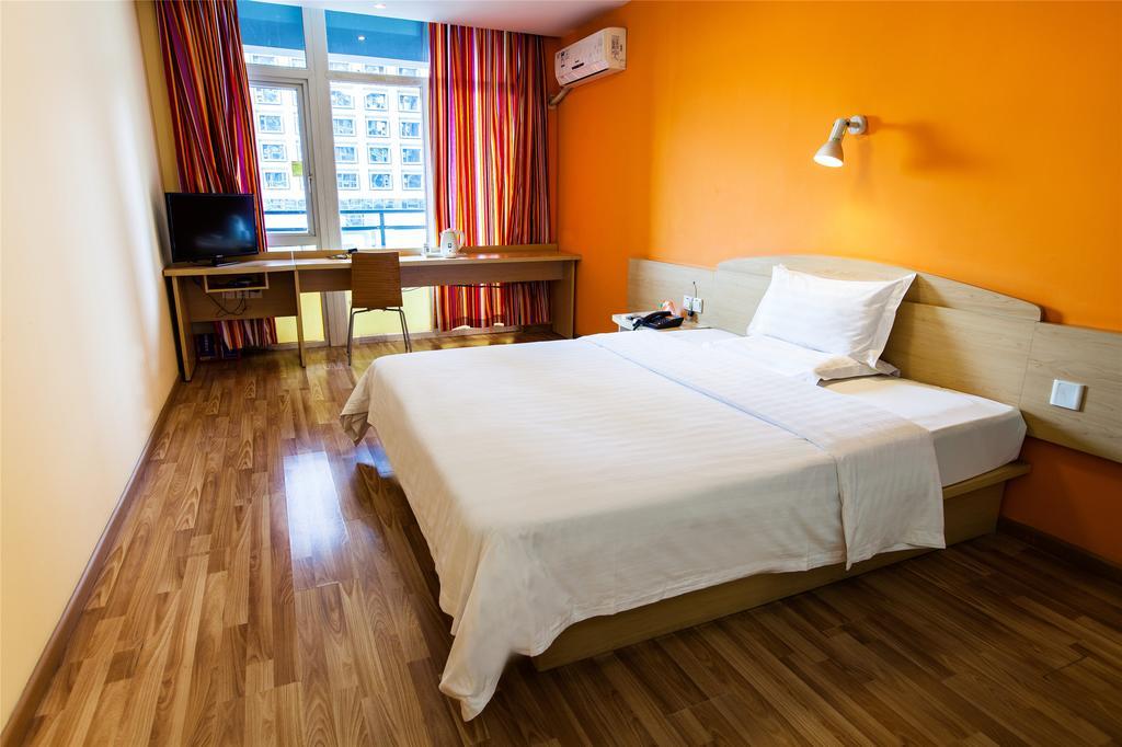 7Days Inn Beijing Liujiayao Station Exterior foto